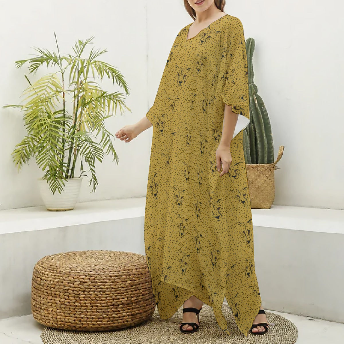 Prowl and Play Kaftan Robe - Respectez Le Code
