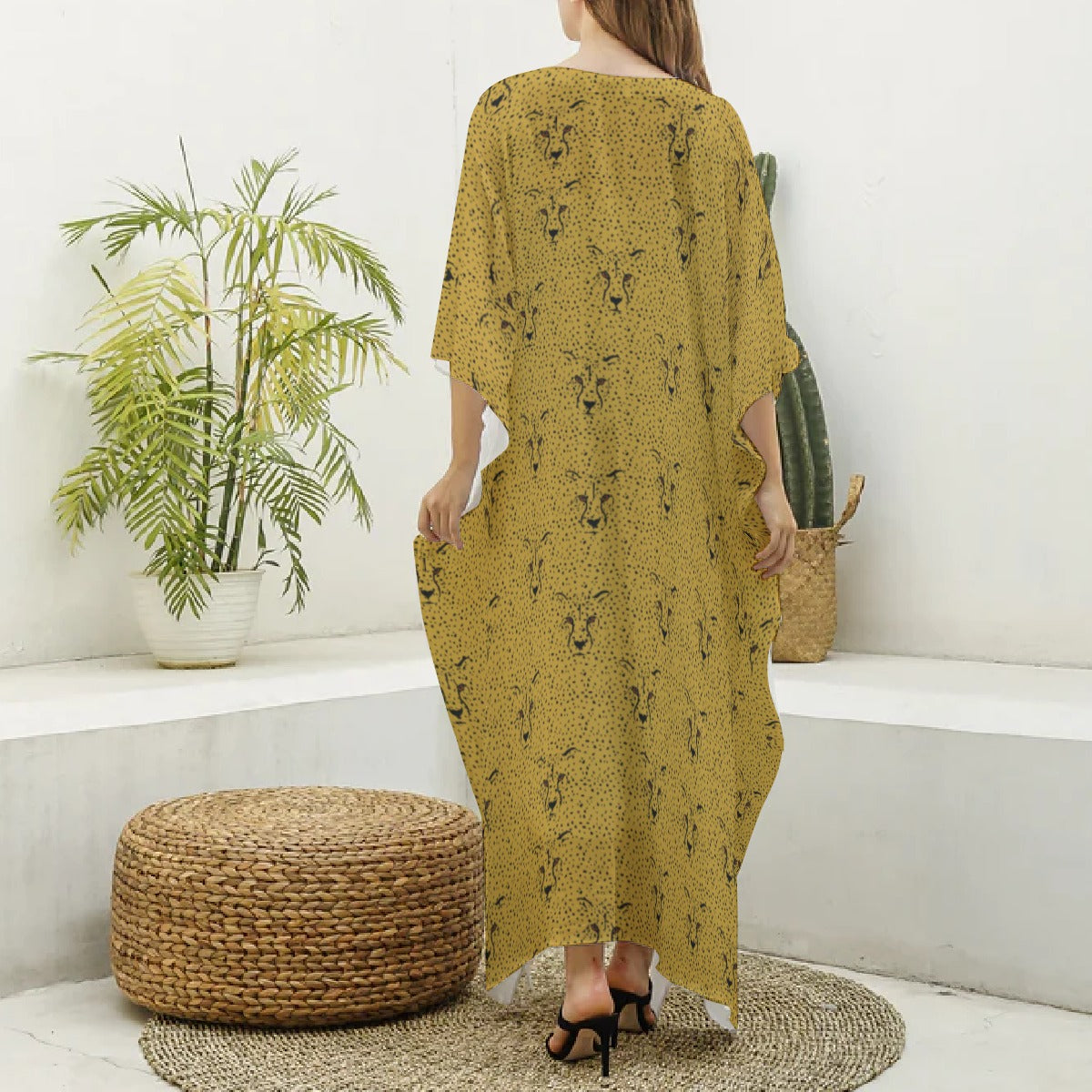 Prowl and Play Kaftan Robe - Respectez Le Code