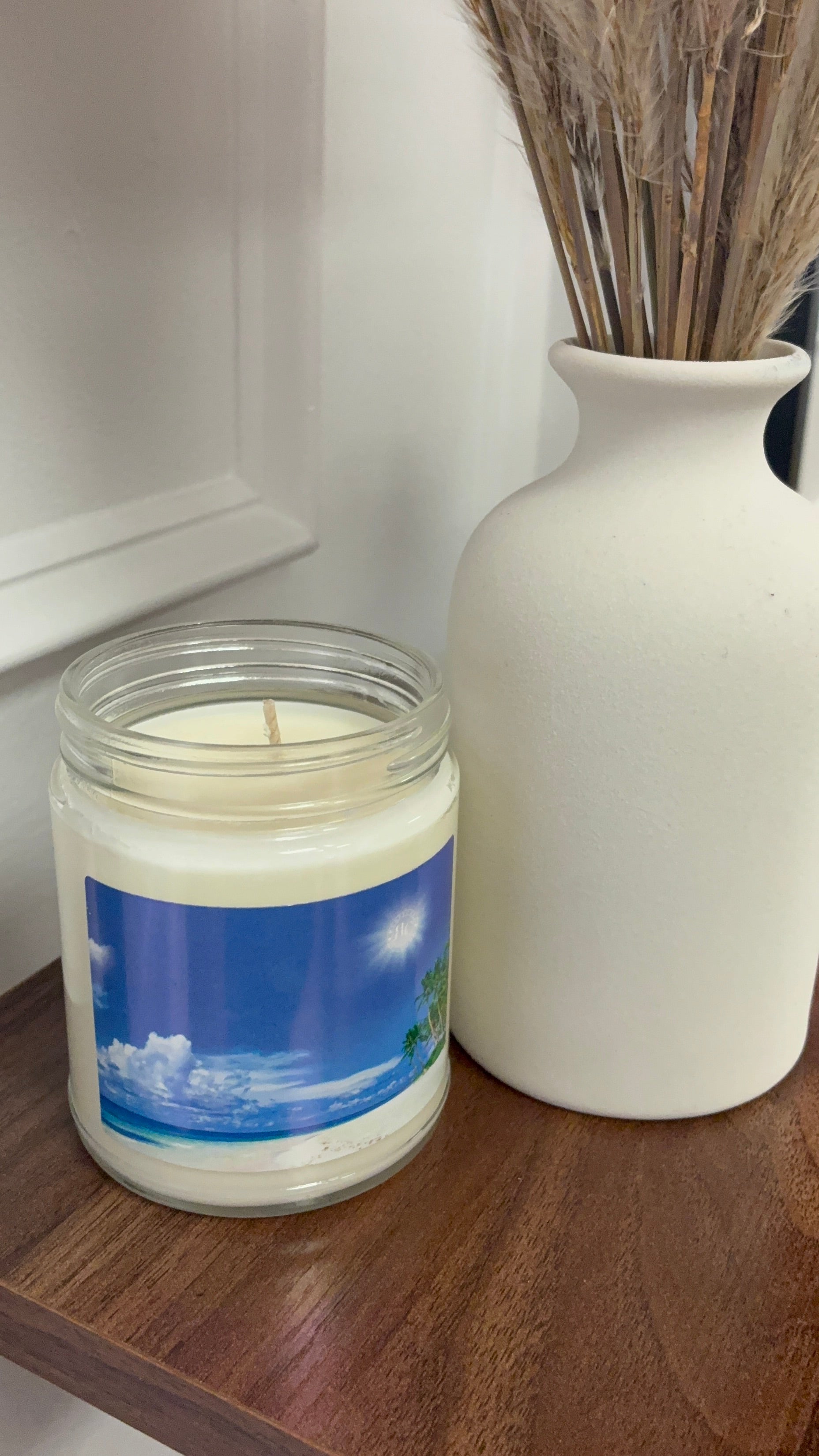 Seaside Serenity Soy Candle - Respectez Le Code