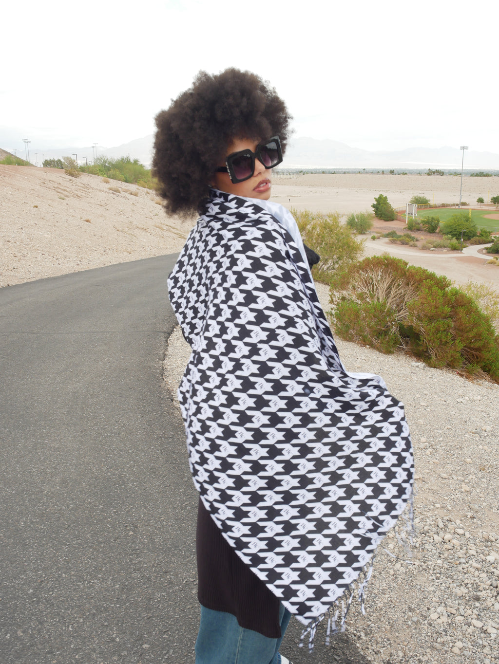 RLC Houndstooth Print Warm Fringed Scarf - Respectez Le Code